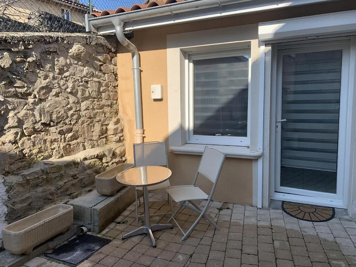 Apartment Le Studio De Florent, Centre Vaugneray